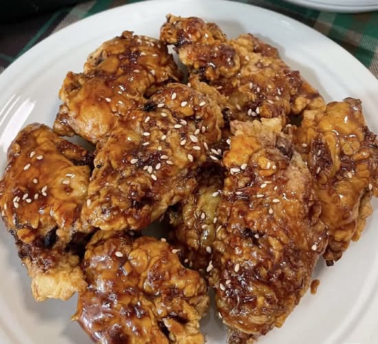 Soy Garlic Boneless Chicken 黑酱